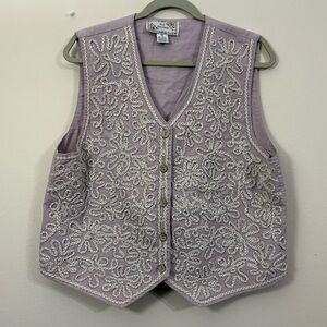 New Directions rope like embroidered vest women’s XL lavender white cottagecore
